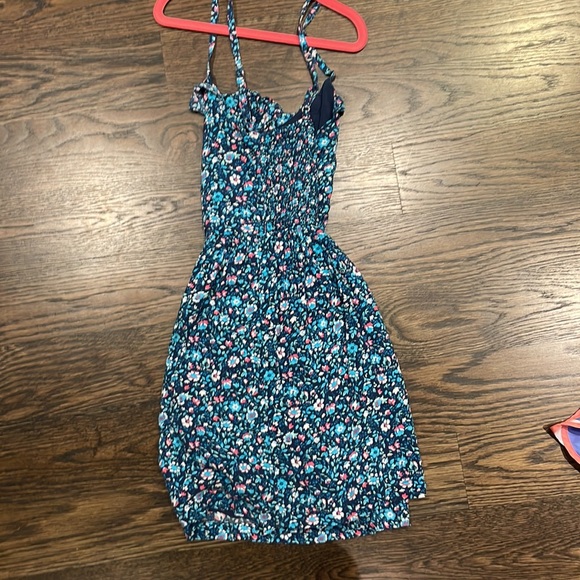 Hollister dress - Picture 2 of 3